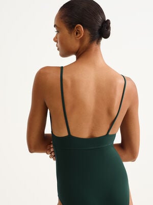 Larcin Triangle one-piece standard view 3