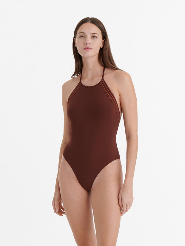 Numero Sophisticated one-piece standard view 1