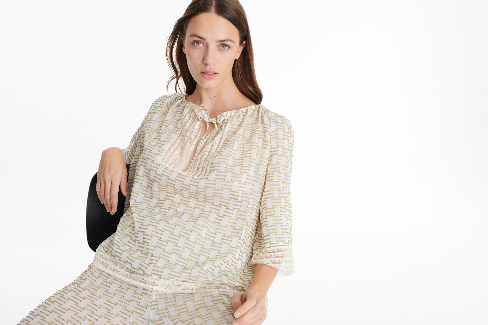 Amourette Top Standardansicht NaN