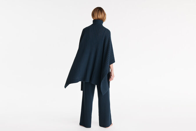 Magnifique Poncho vue standard 2