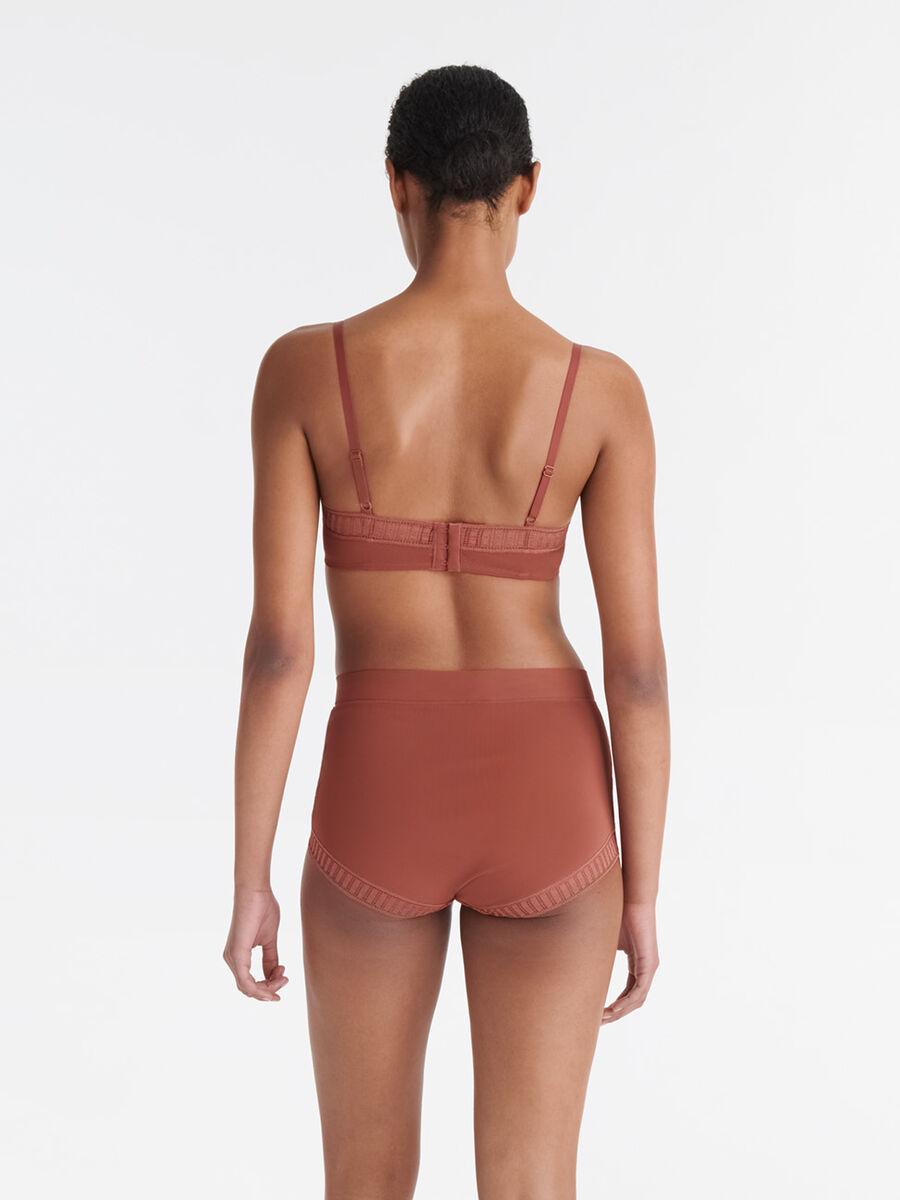 Solange graphique Bragas altas Vista est&aacute;ndar NaN