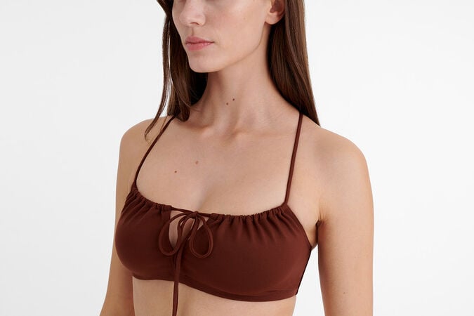 Abysses Brassiere Vista estándar 1