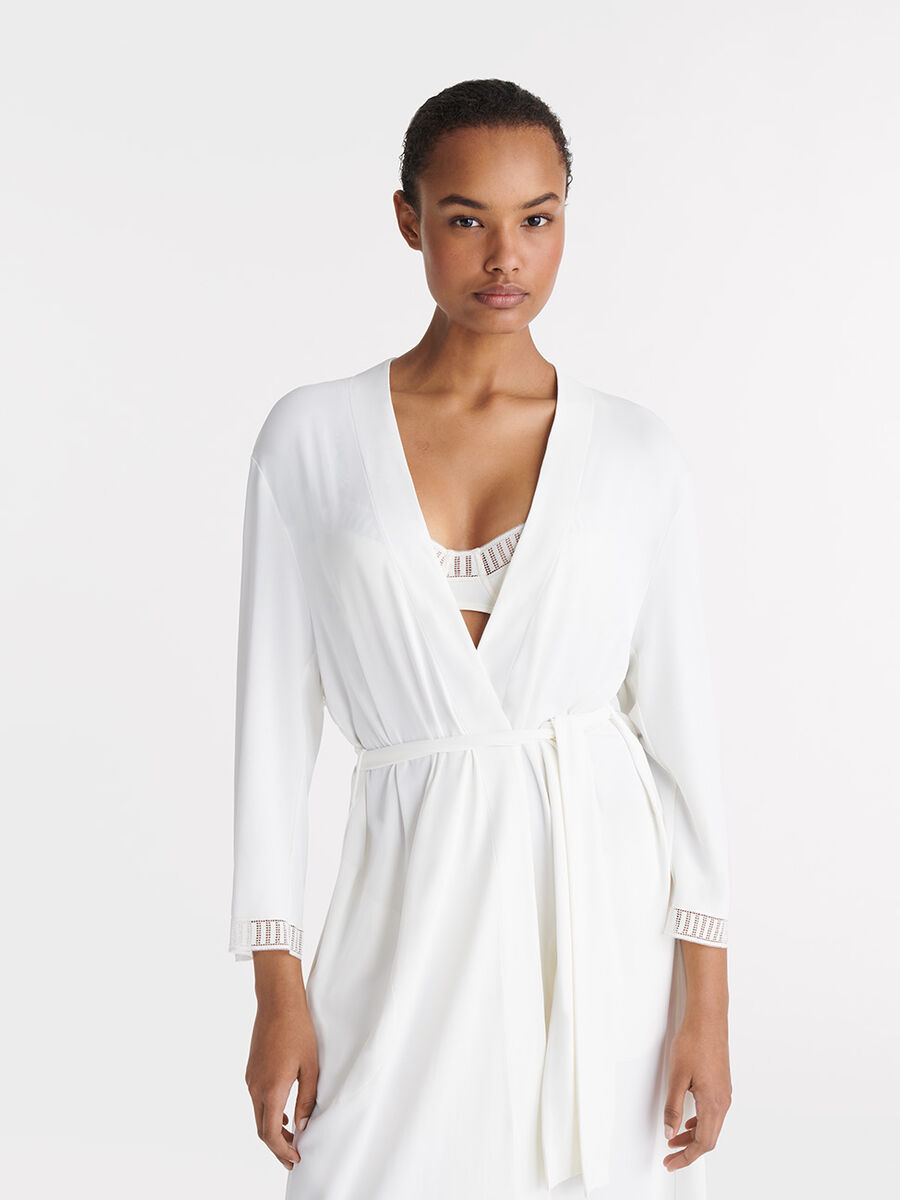 Violette graphique Langes Gewand Standardansicht NaN