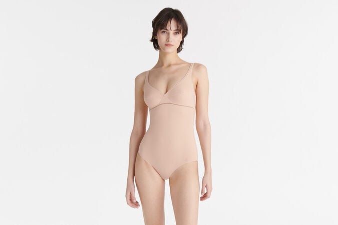 Johanna soyeuse Body Vista est&aacute;ndar 1 de 3