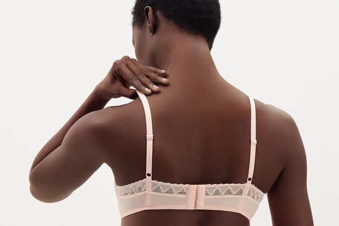 Softness Full-cup bra standard view 3 out of 3