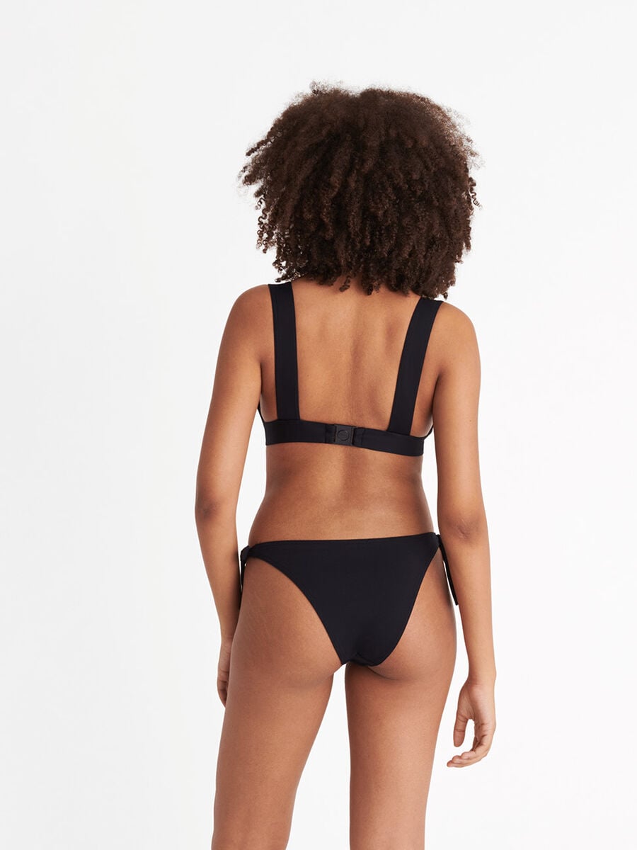 Chrome Triangle embo&icirc;tant vue standard 3 sur 5