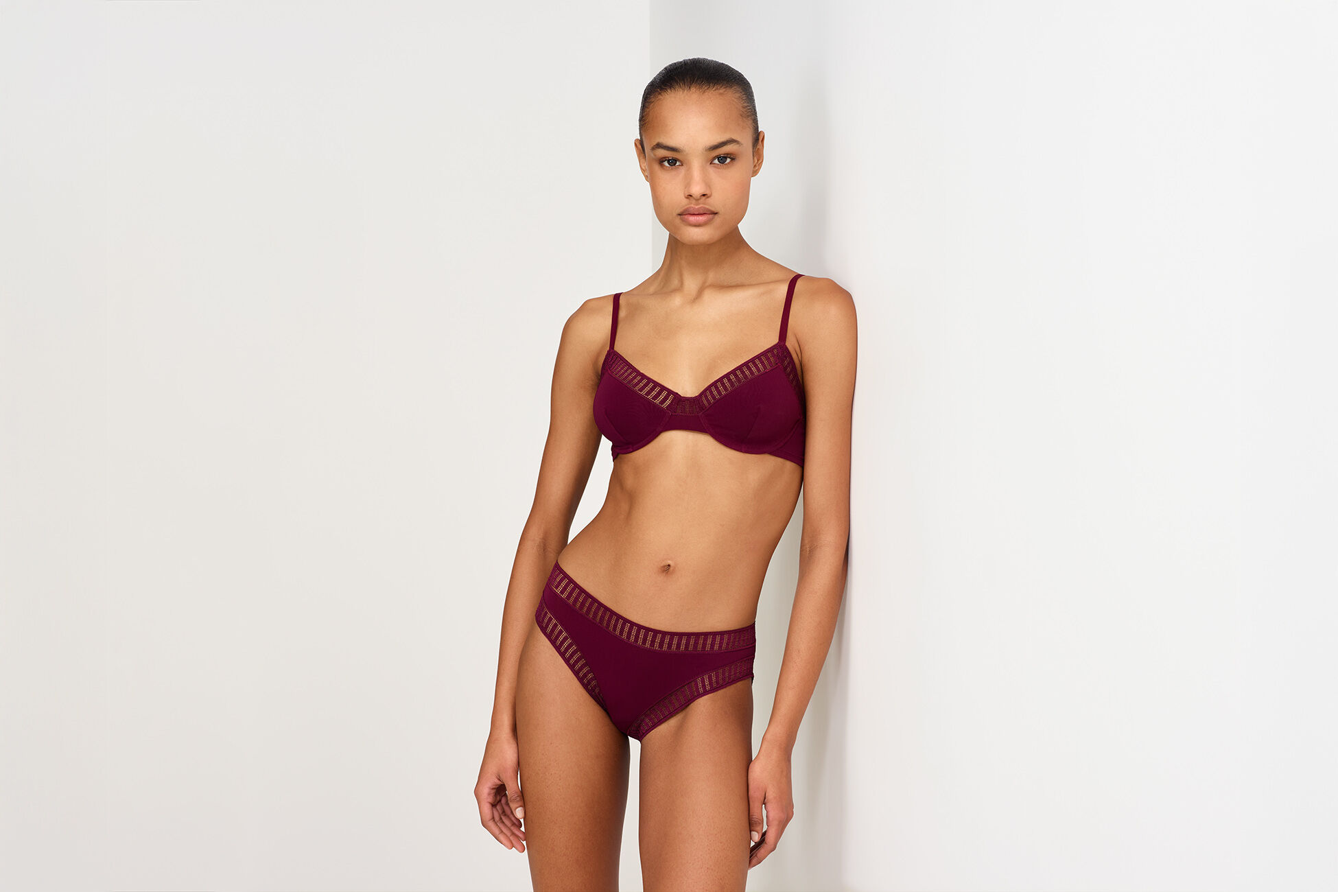 Paulette graph Full-cup bra standard view NaN
