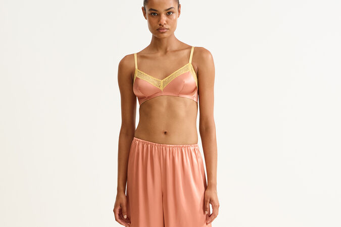 Affectueux Triangle bra standard view 3