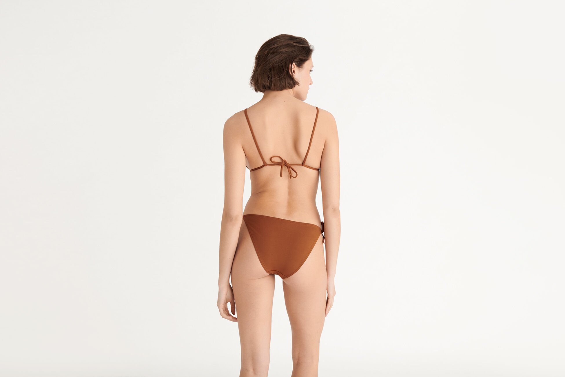 Mouna Petit triangle vue standard NaN