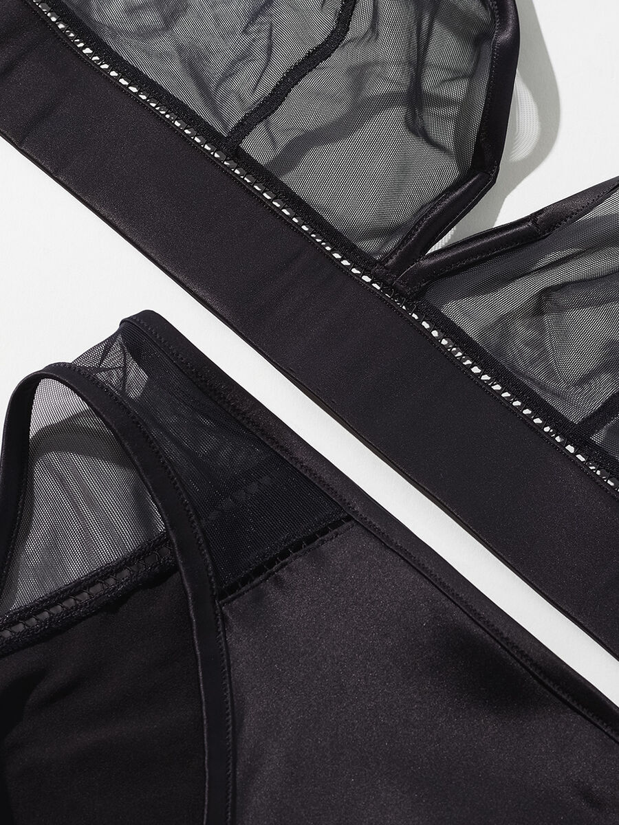 Singuli&egrave;re Triangle bra standard view �