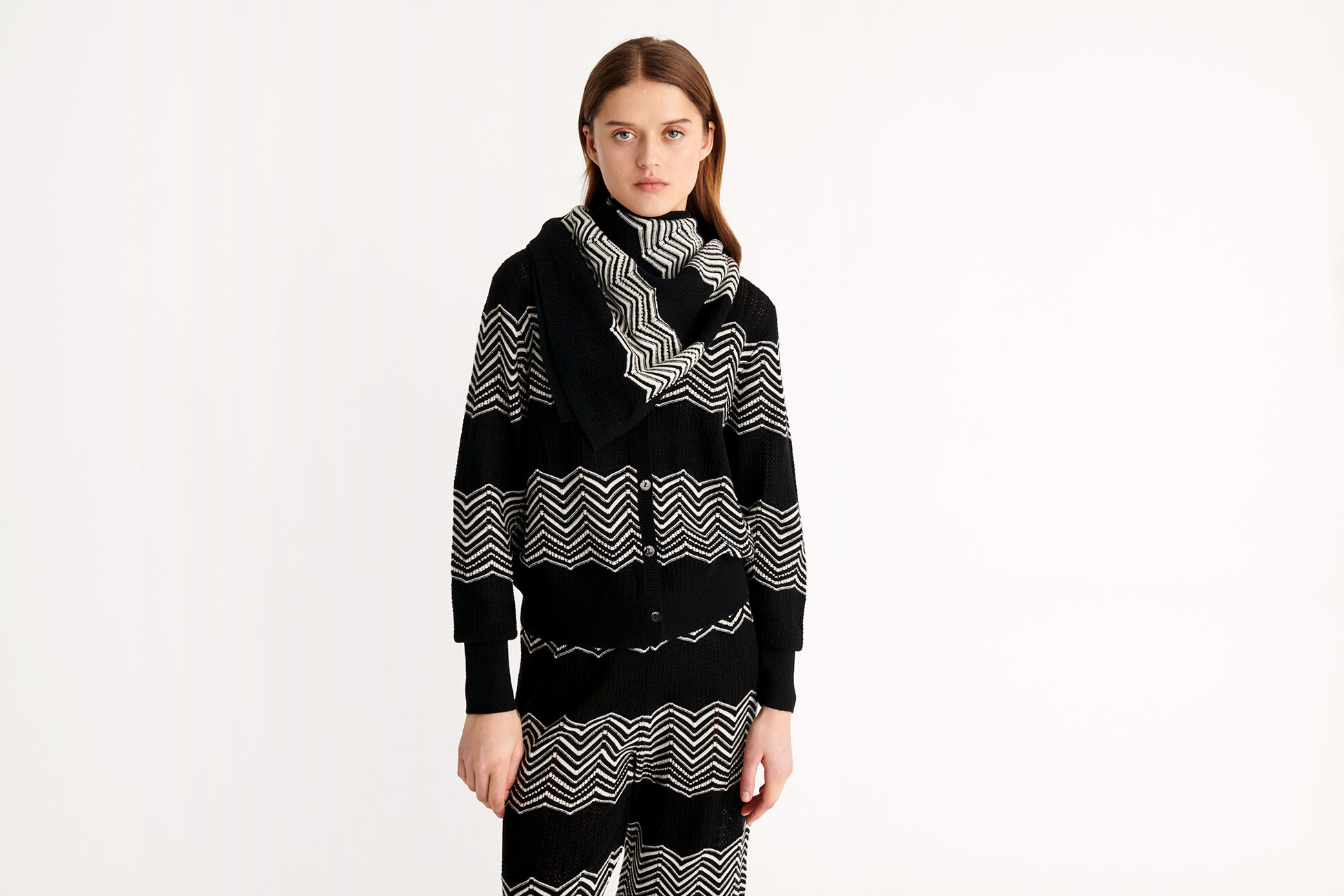 Vinyl Scarf standard view �