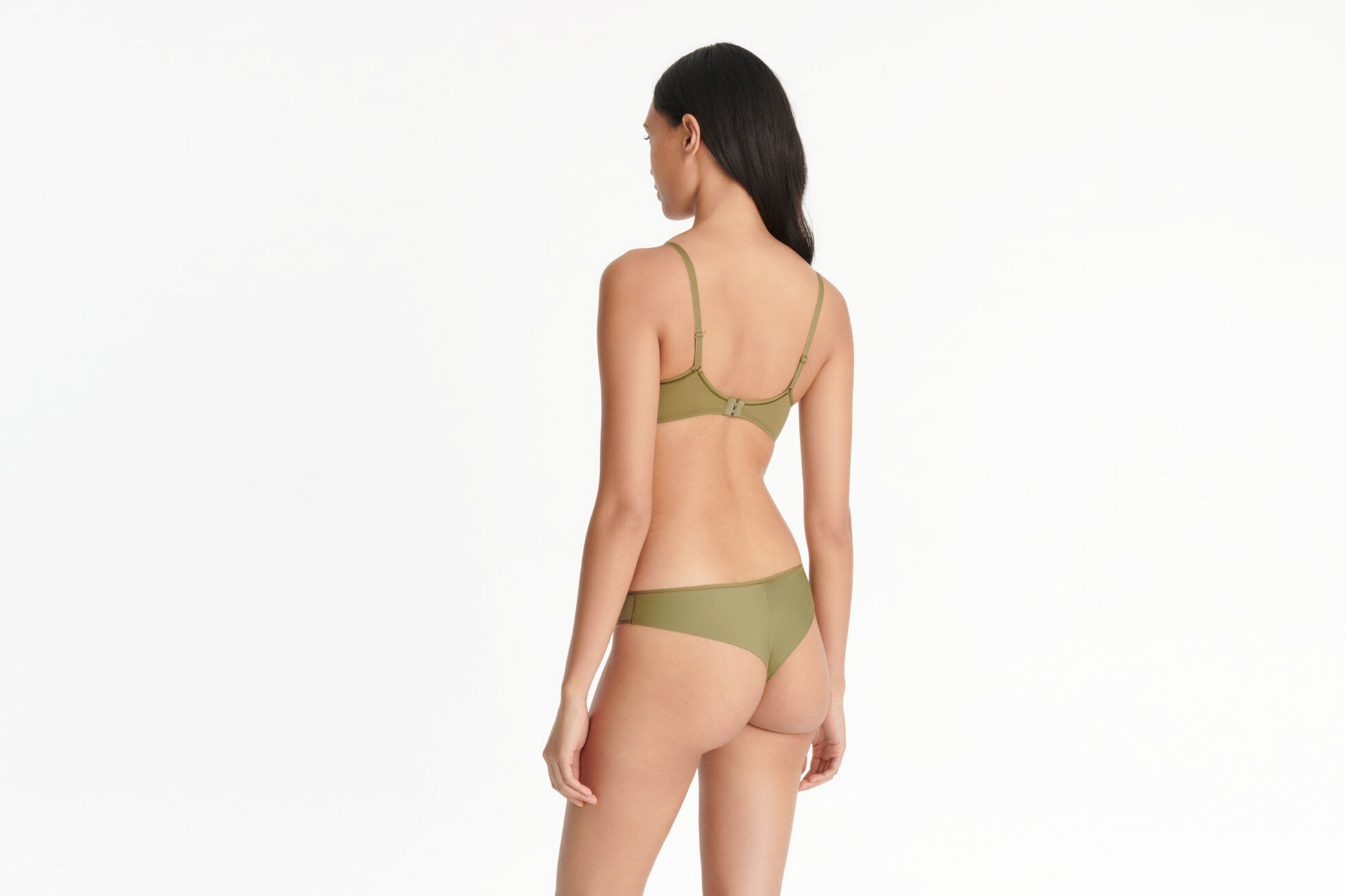 Mika soyeuse Tanga standard view �
