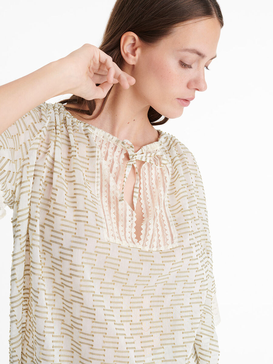 Amourette Top standard view �