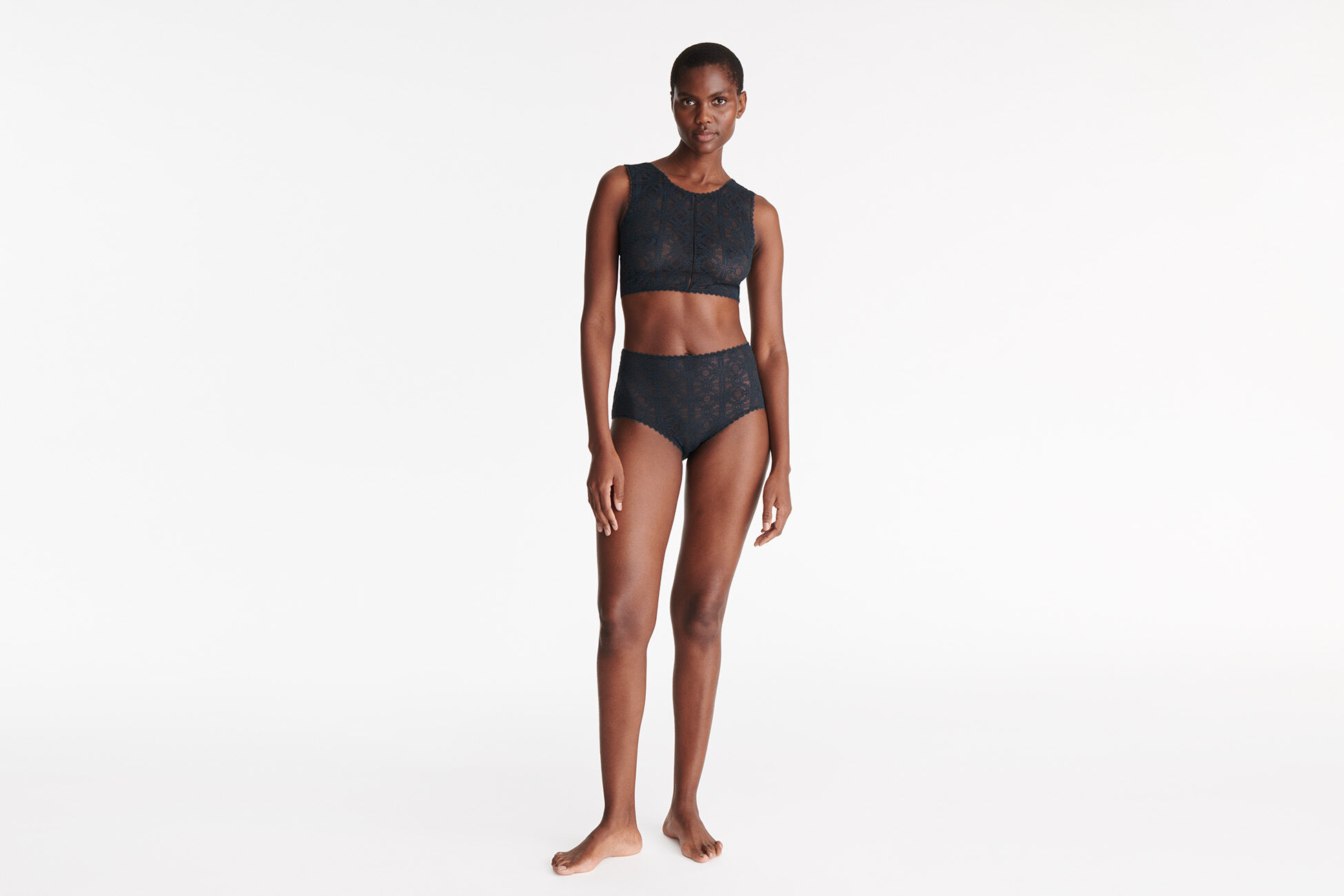 Galerie Bustier Standardansicht NaN