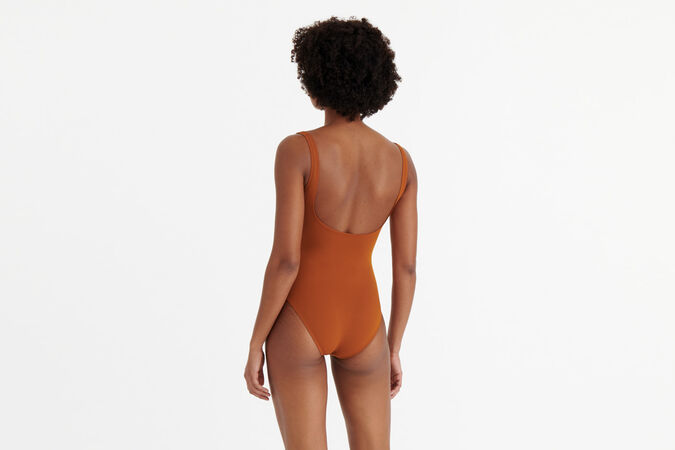 Asia Tank one-piece standard view 2 out of 3