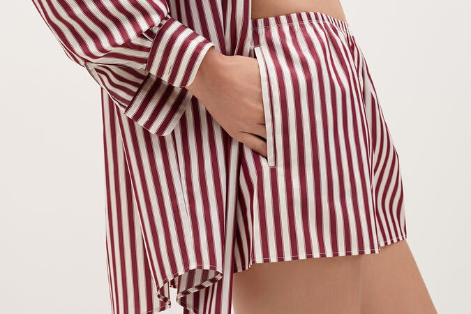 House Short vue standard 1 sur 3
