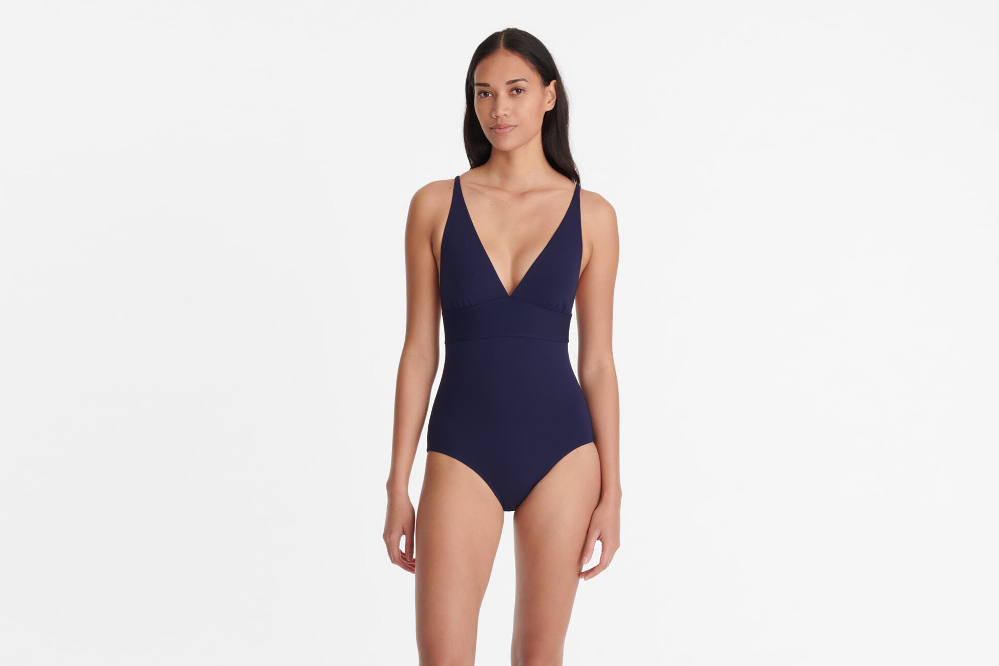 Larcin Triangle one-piece standard view �