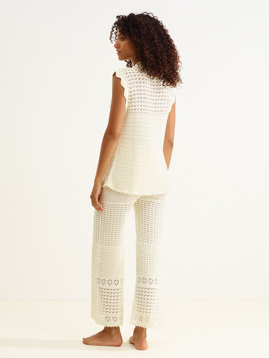 Embl&egrave;me Trousers standard view 2 out of 5