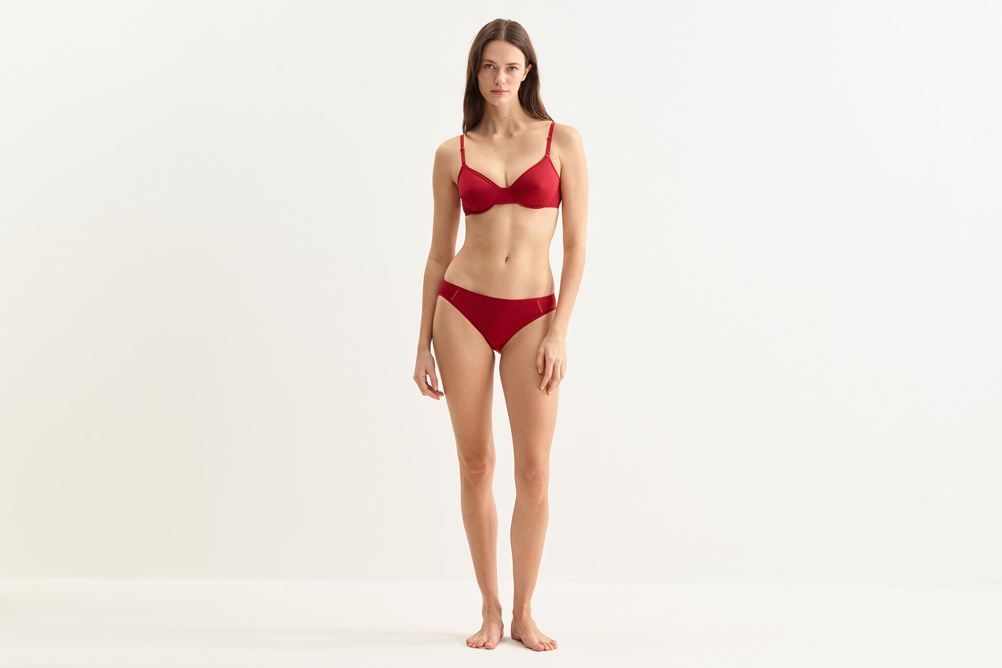 Enora soyeuse Culotte fine vue standard NaN