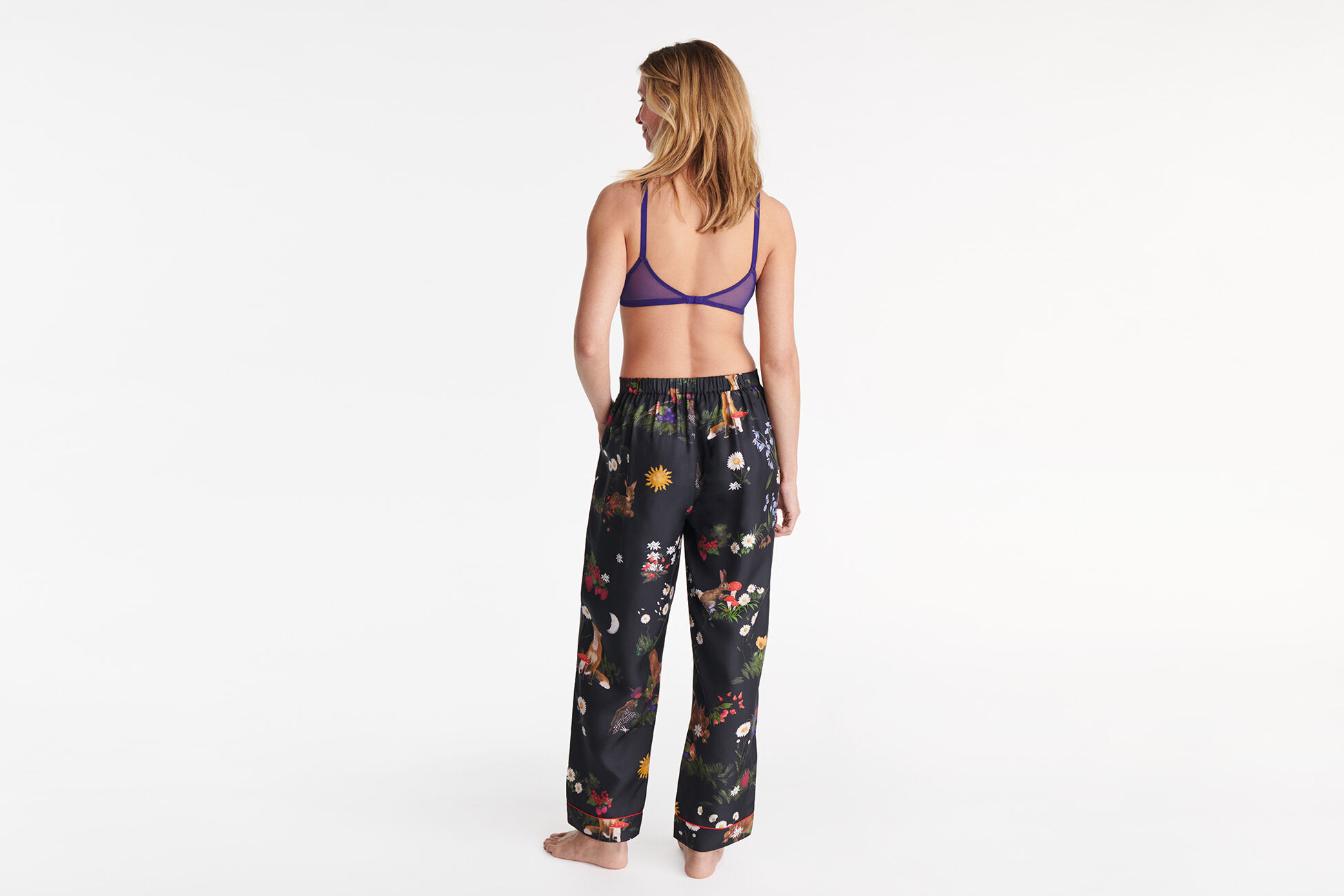 Poete Trousers standard view NaN
