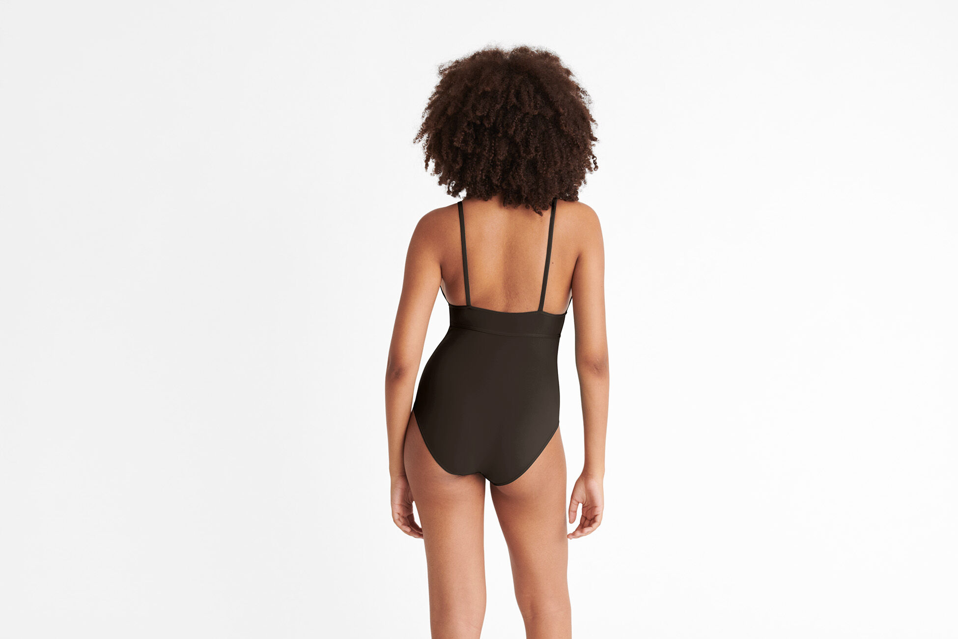 Larcin Triangle one-piece standard view NaN