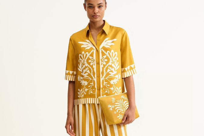 Sun point mahar Zipped pouch standard view 1