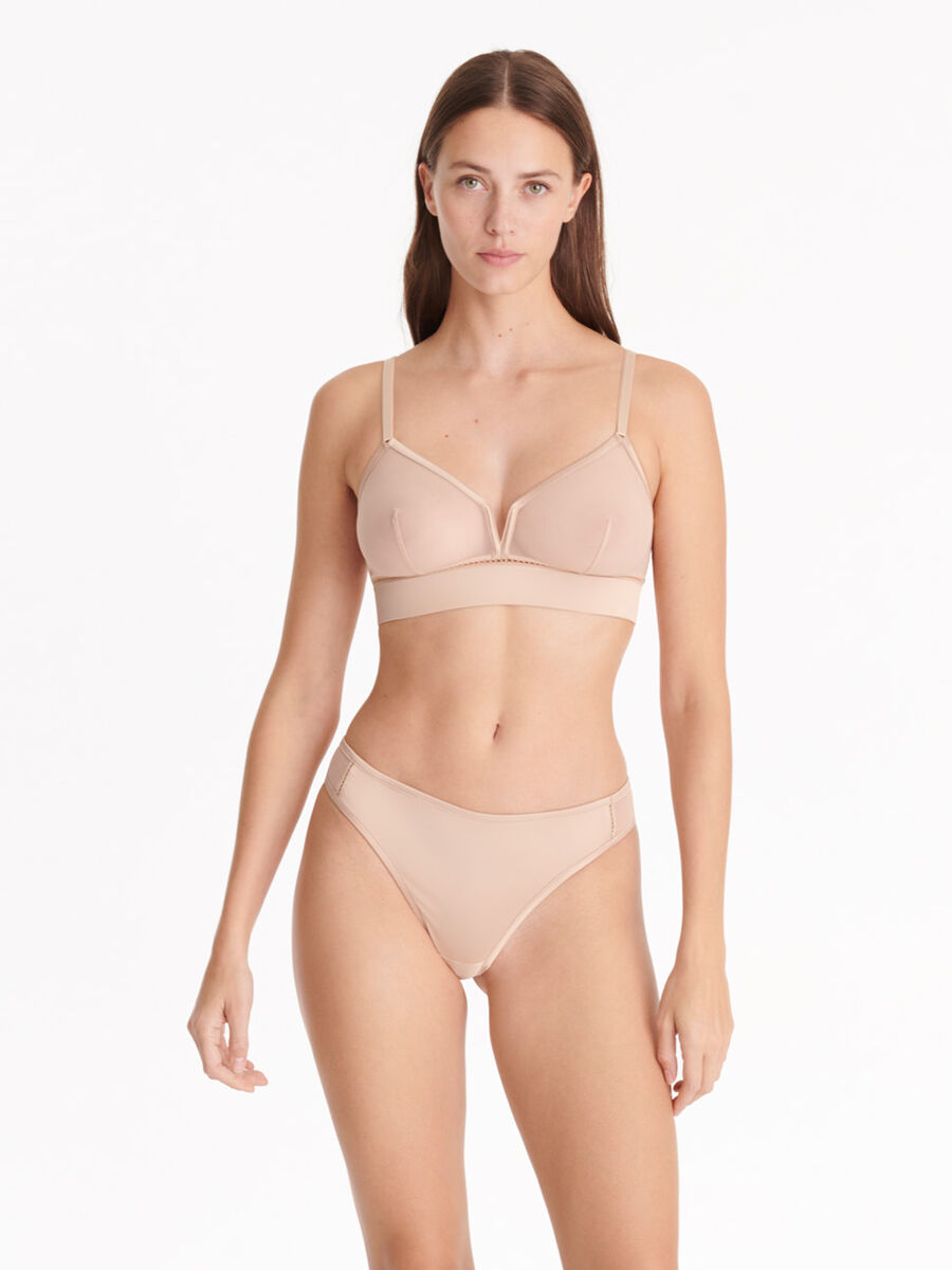 Singuli&egrave;re Triangle bra standard view NaN