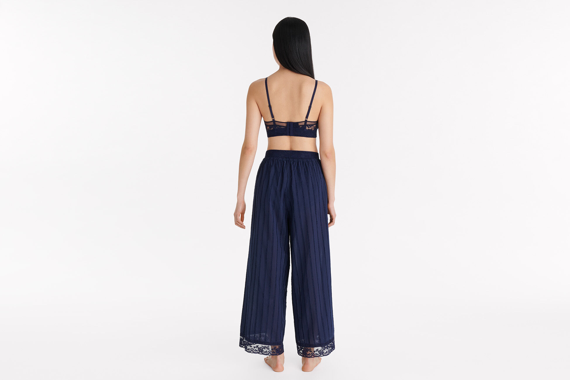 Coton Large trousers standard view �