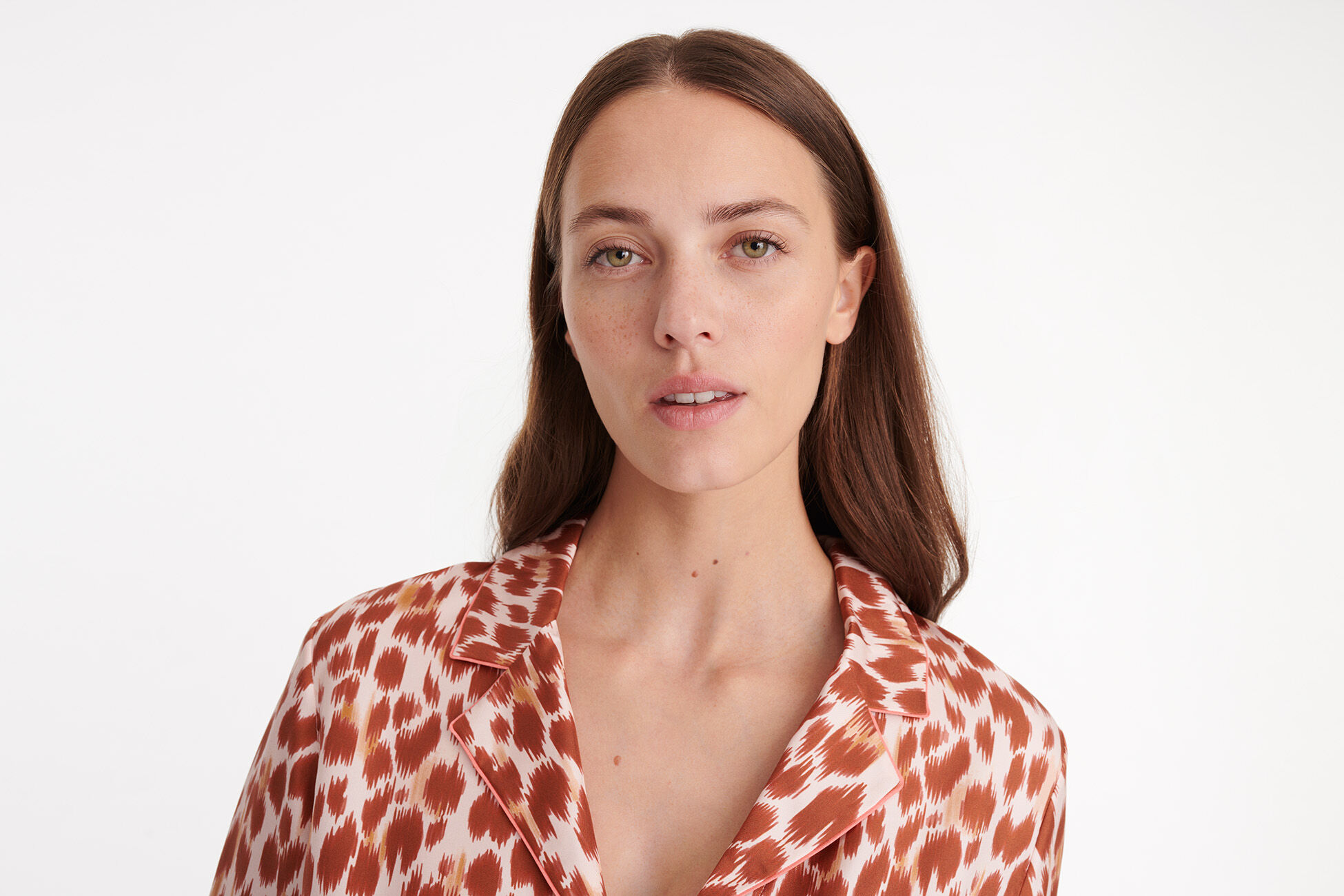 Tlemeda Shirt standard view NaN