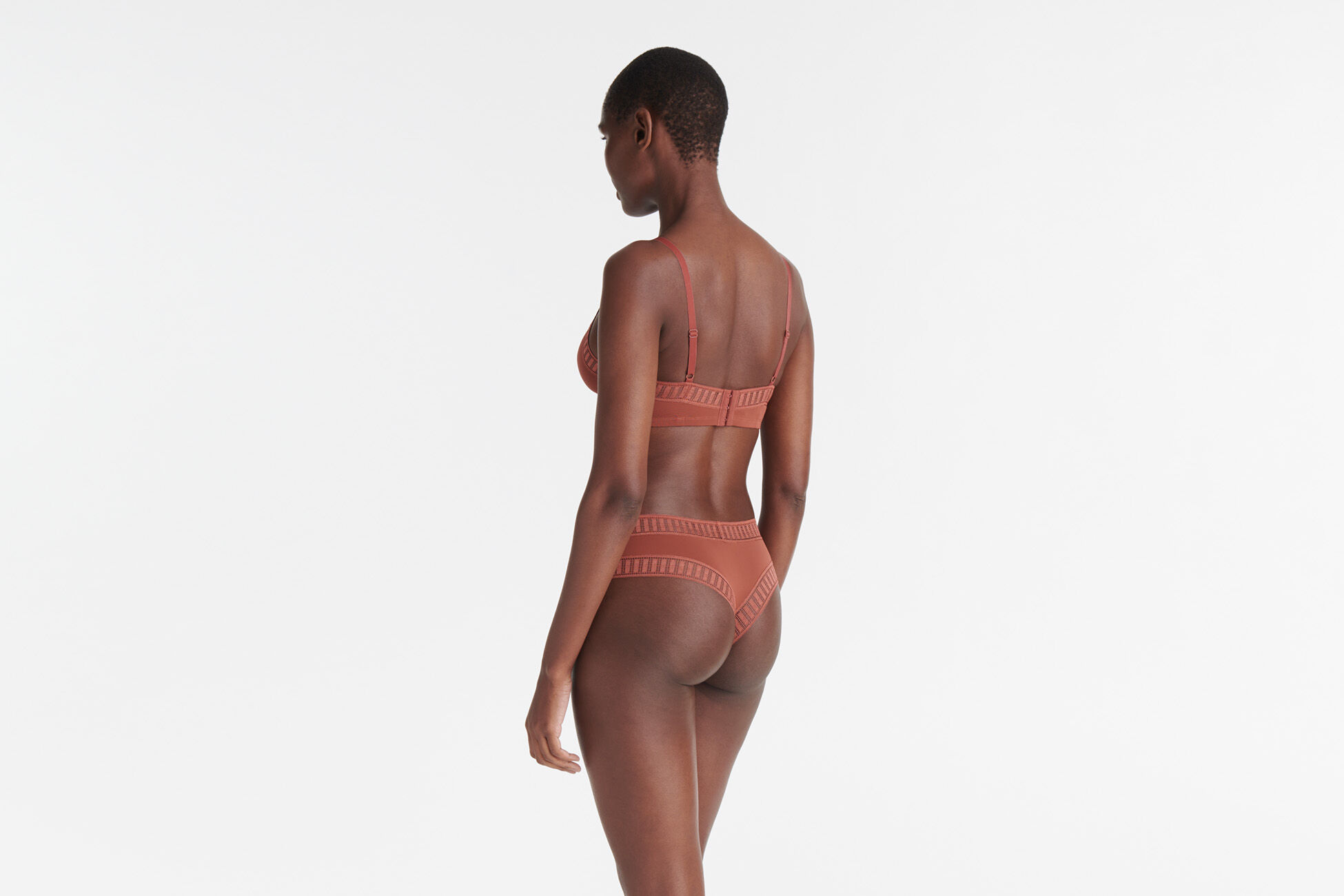 Madeleine graph Triangle bra standard view NaN