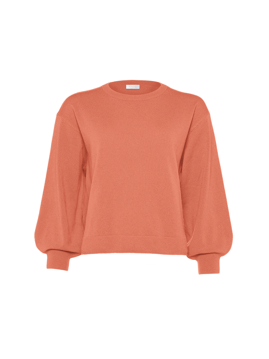 Famous Sweater standard view NaN