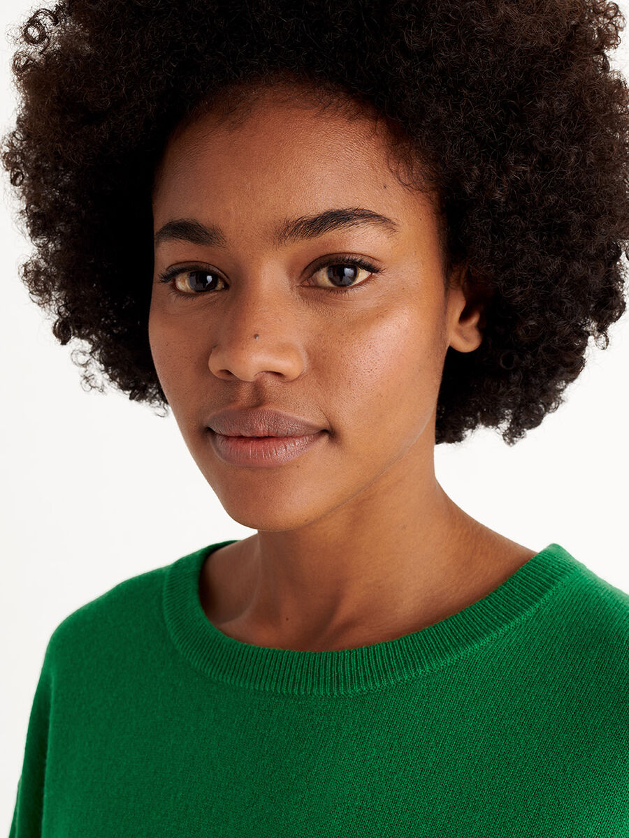 Famous Pullover Standardansicht NaN