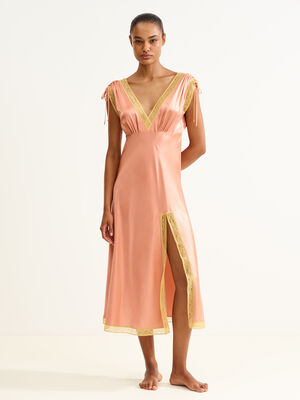 Sophistiqu&eacute;e Long dress standard view 1 out of 4