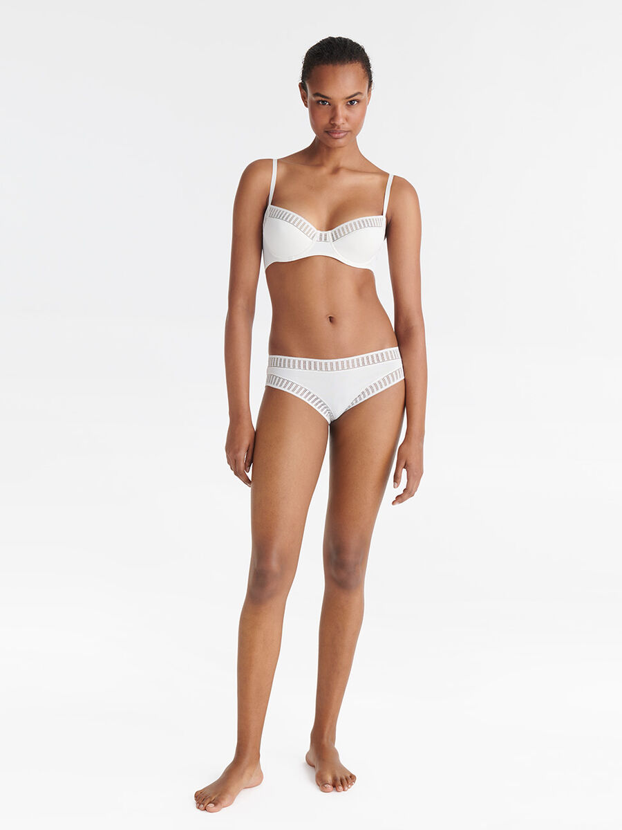 Justine graphique Padded bra standard view NaN