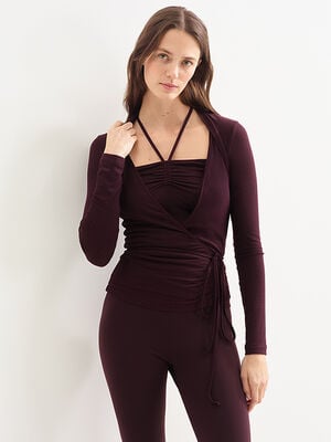 Charlotte Cruzado Vista estándar 1