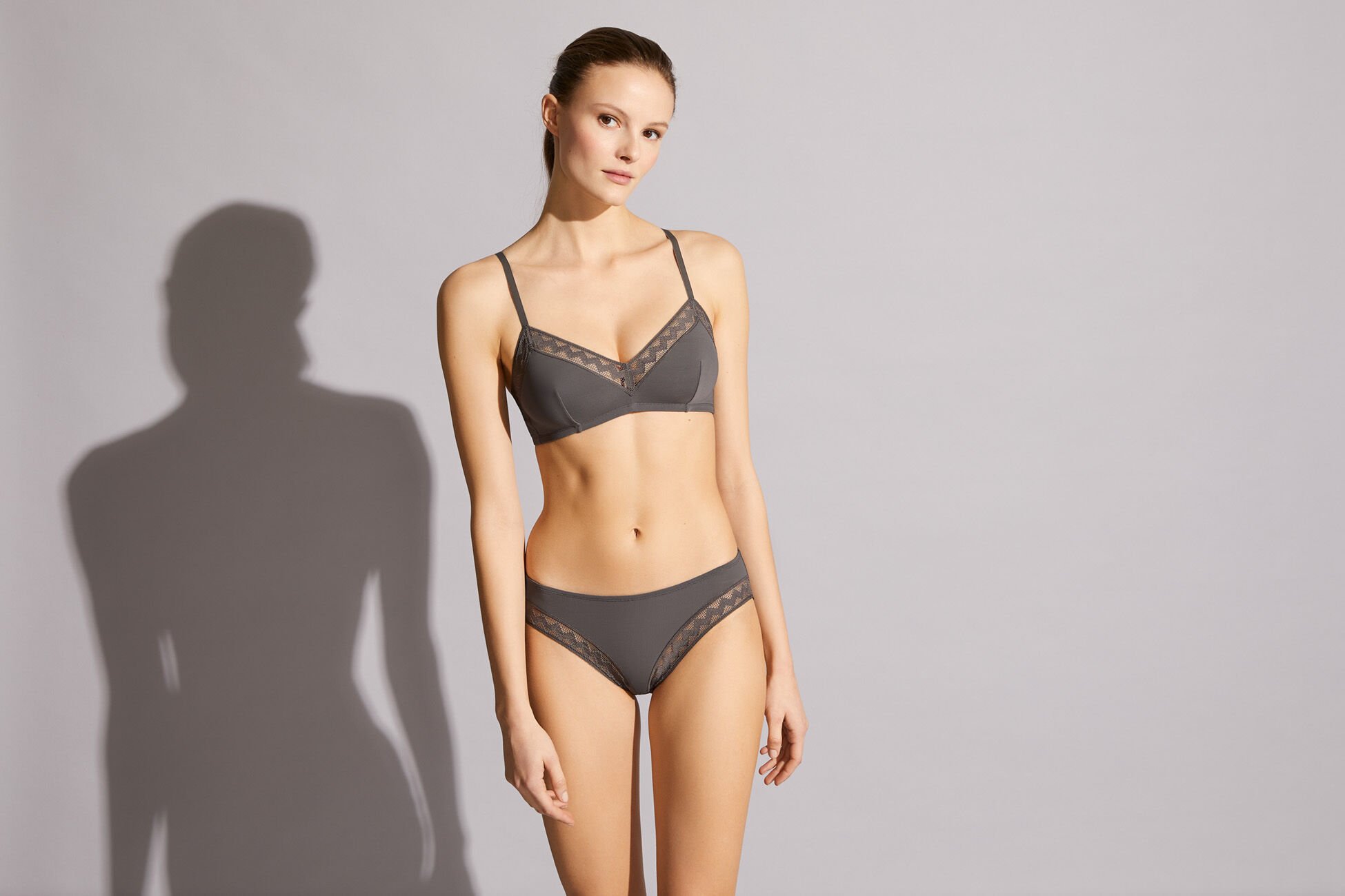 Madeleine Triangle bra standard view NaN