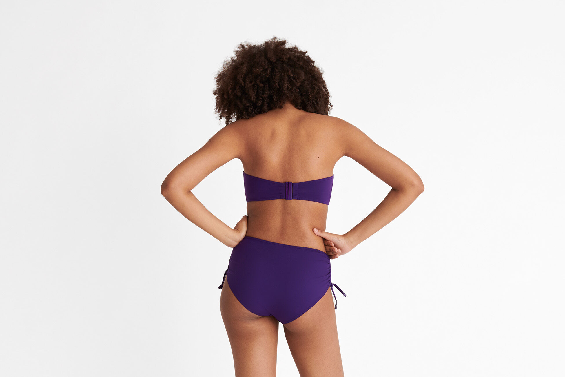Ever High-waisted briefs standard view �