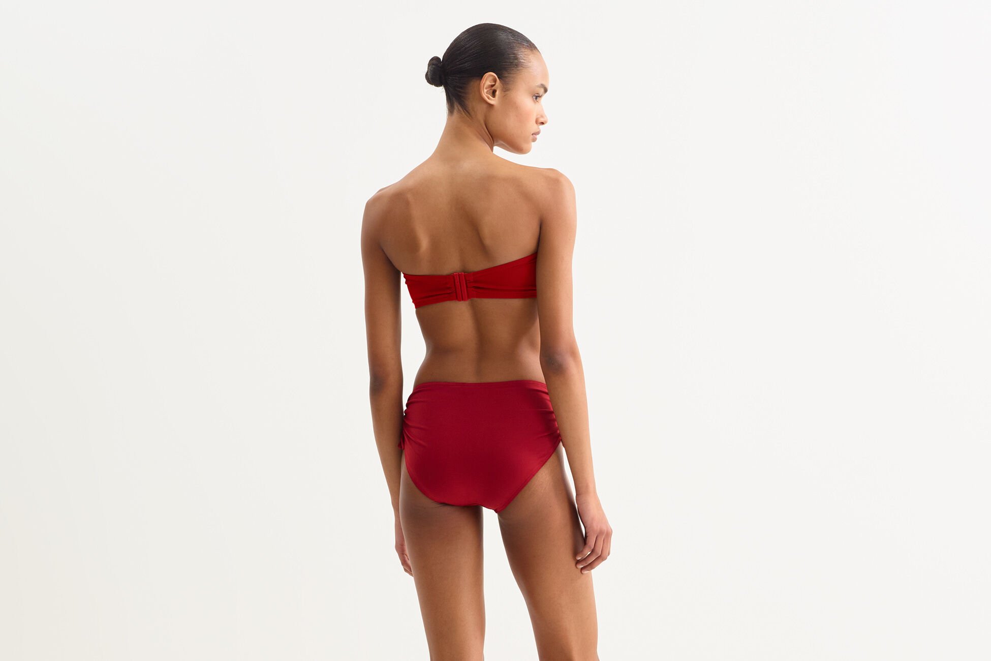 Sofia Mid-rise briefs standard view �
