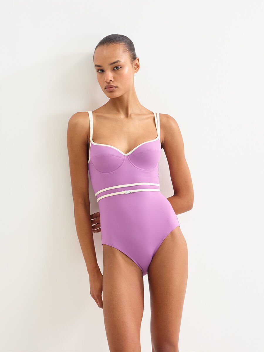 Gia Une-pièce sophistiqué vue standard NaN