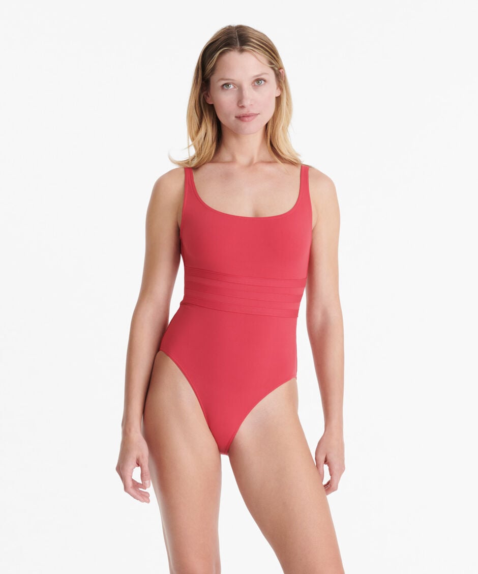 Asia - Corail en Peau Douce Naturelle &middot; Bain Luxe | ERES