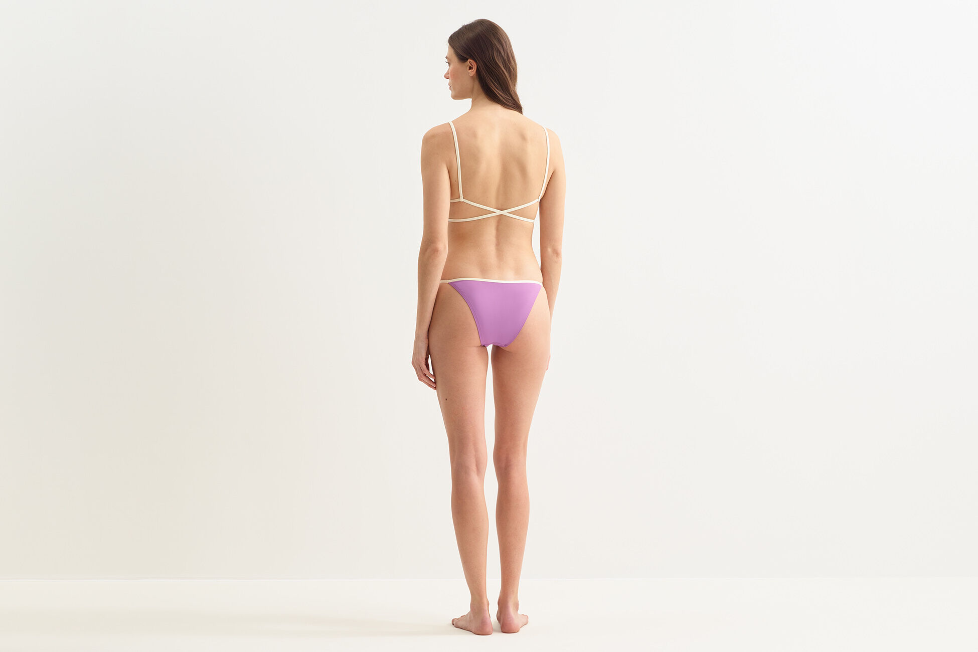 Karen Reggiseno a triangolo con pince sul seno standard vista NaN