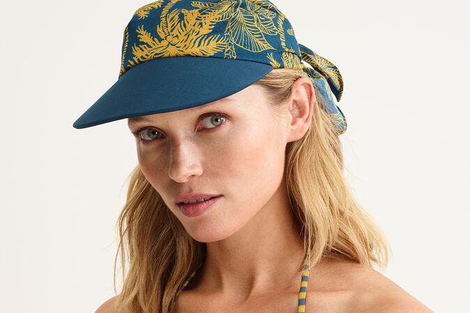 Carlotta Visor standard view 1