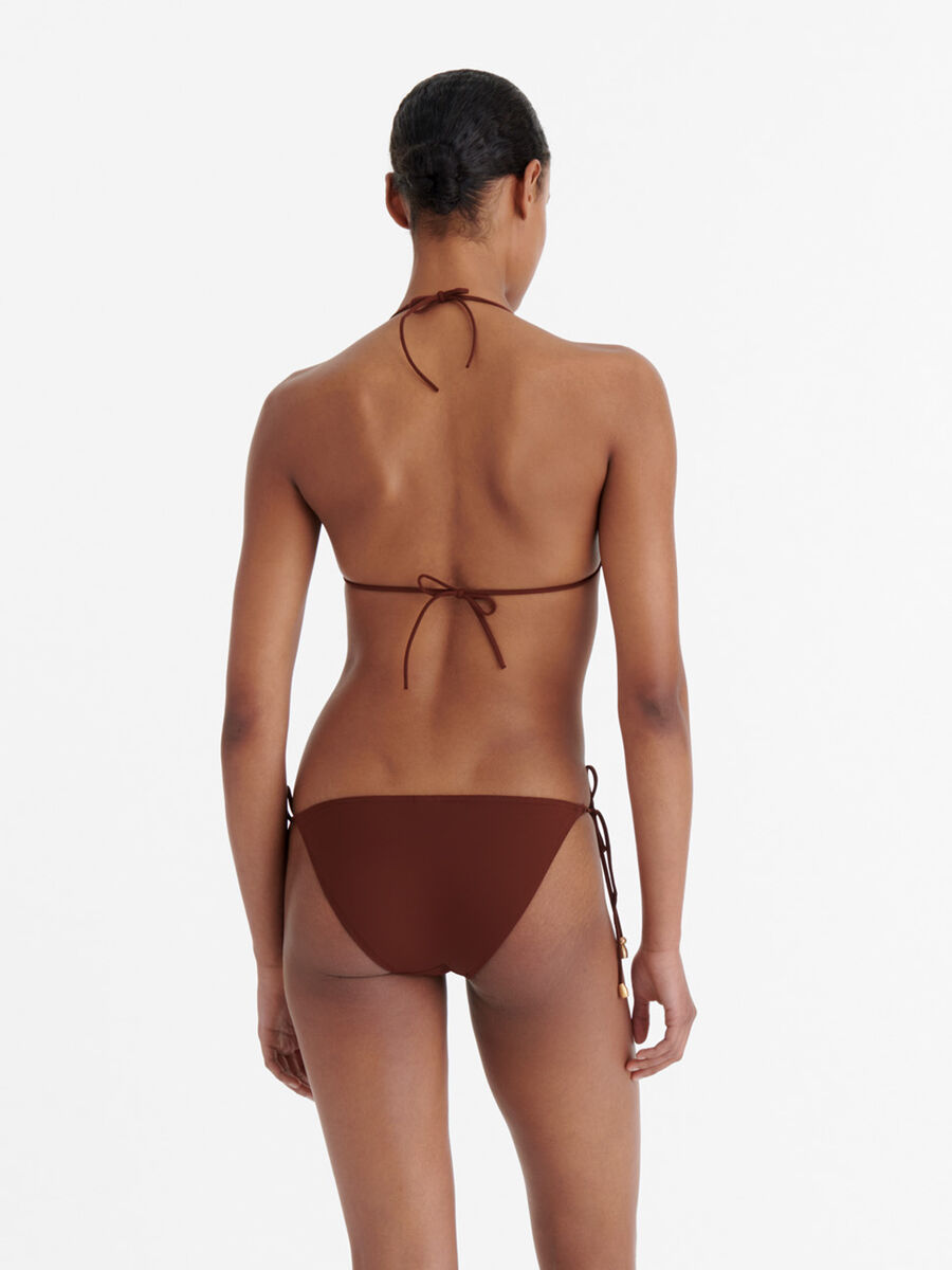  &Eacute;ph&eacute;m&egrave;re Petit triangle vue standard NaN