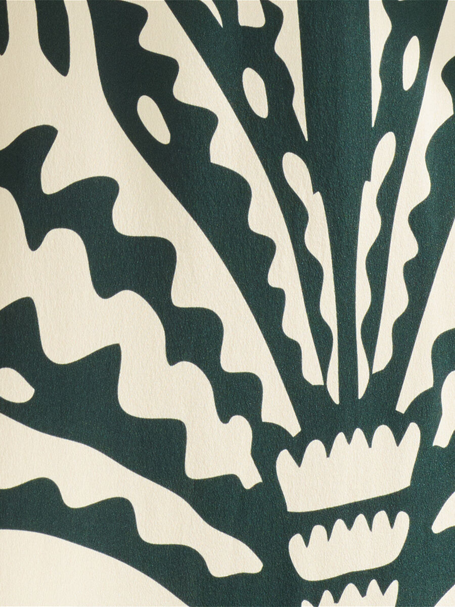 Holi Kaftan standard view NaN