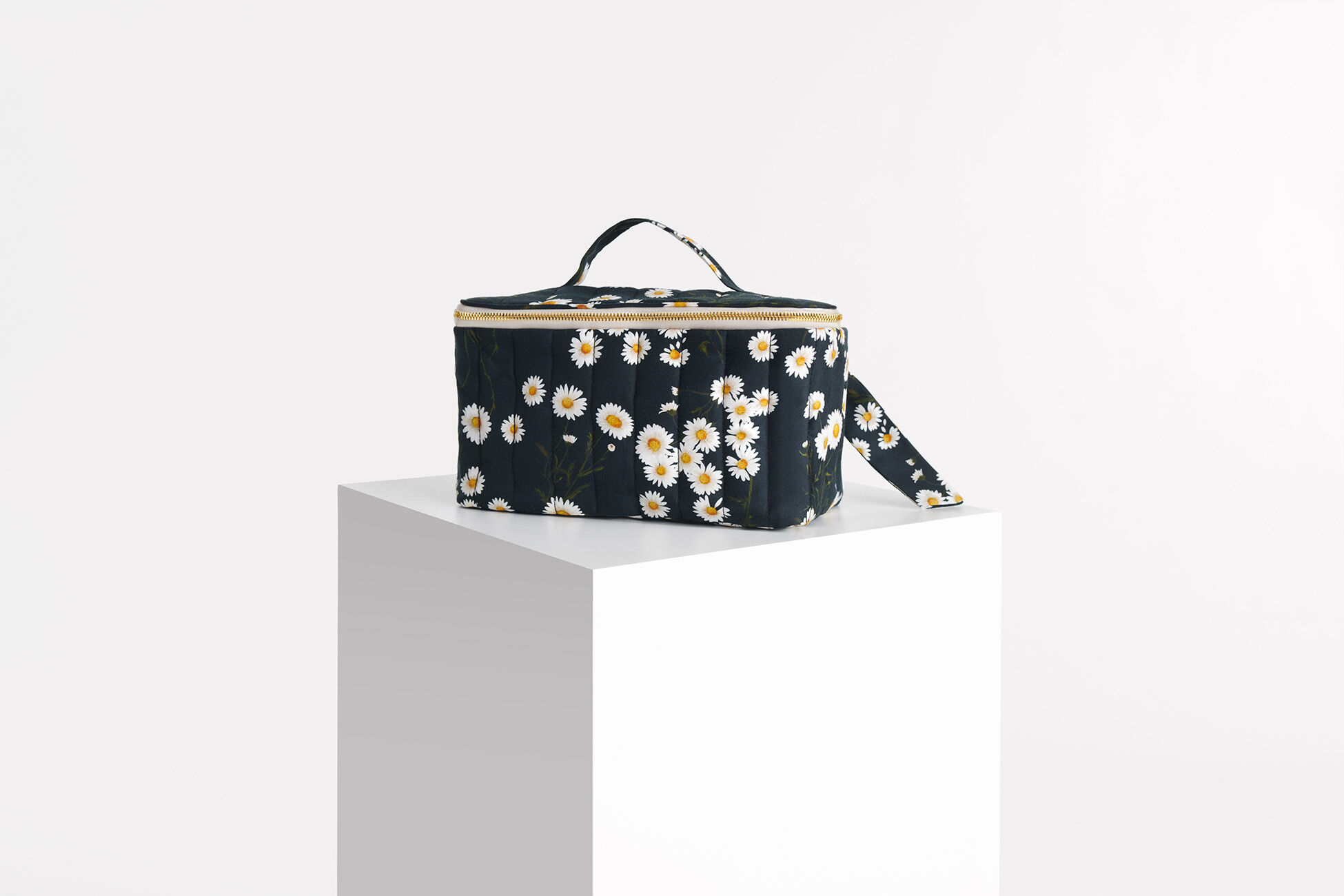 Boite a secrets Toiletry bag standard view NaN