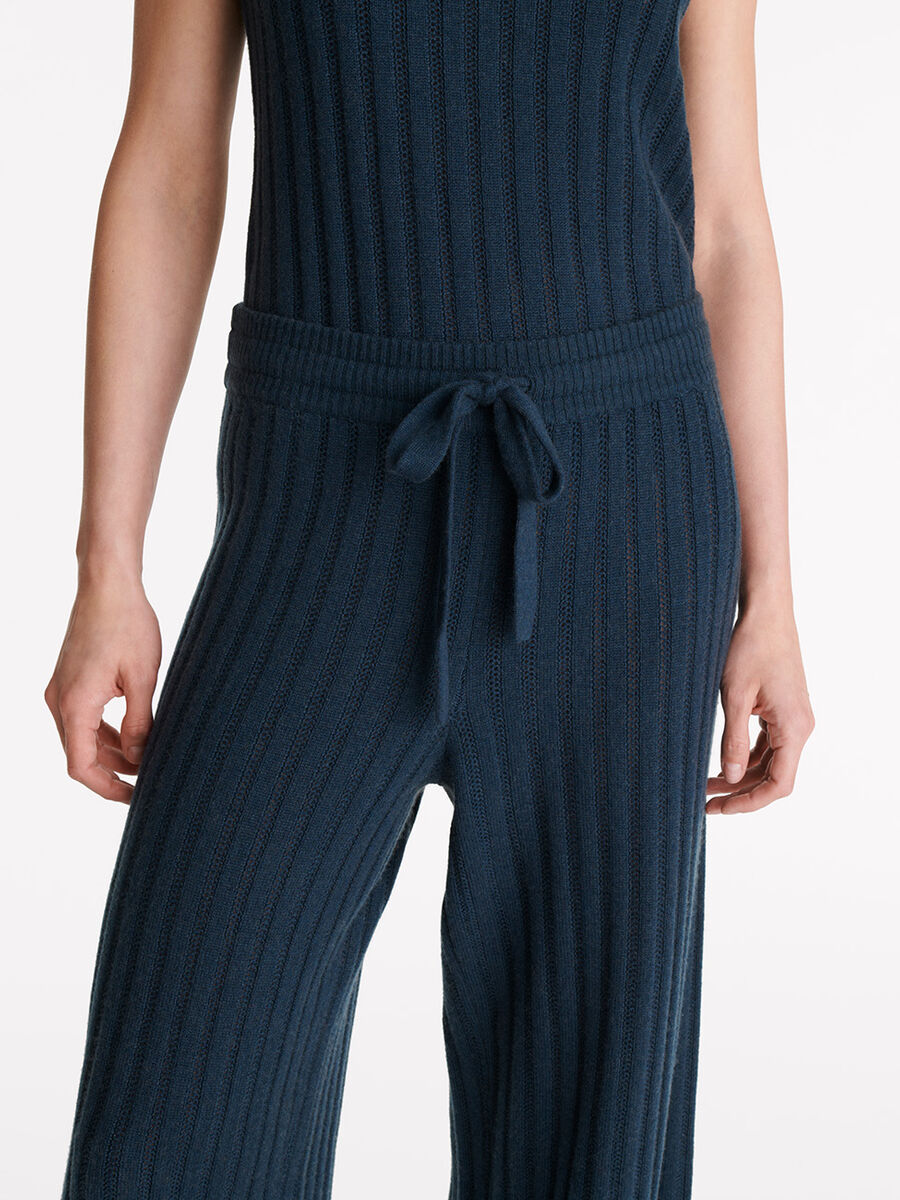 Somptueux Trousers standard view NaN