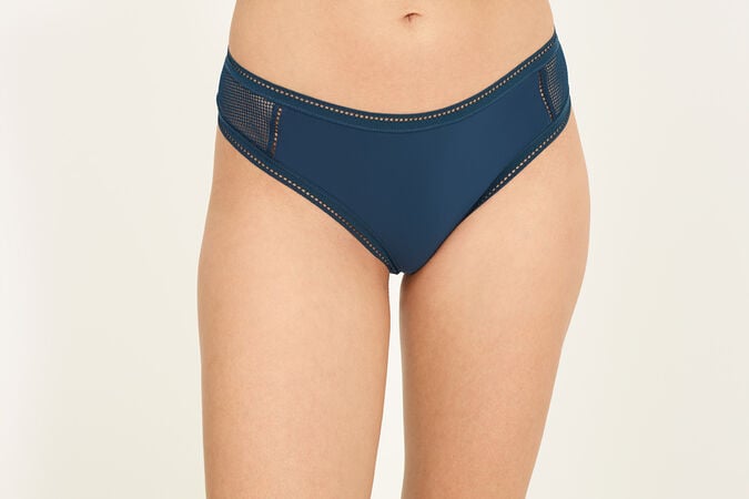 &Eacute;vanescent Tanga standard view 1