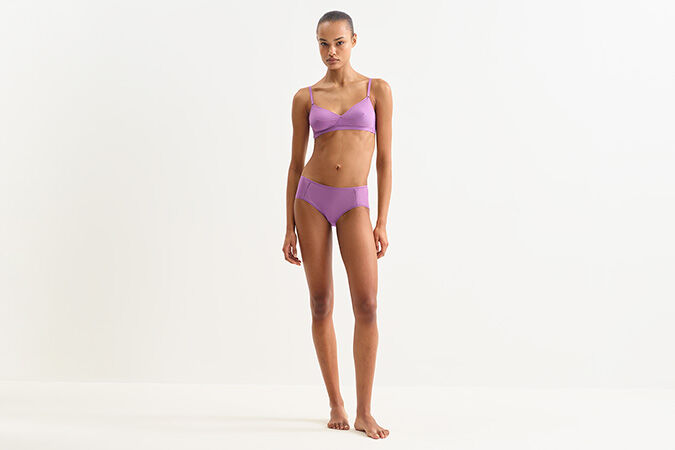 Monica soyeuse Shorty standard vista 3 su 3