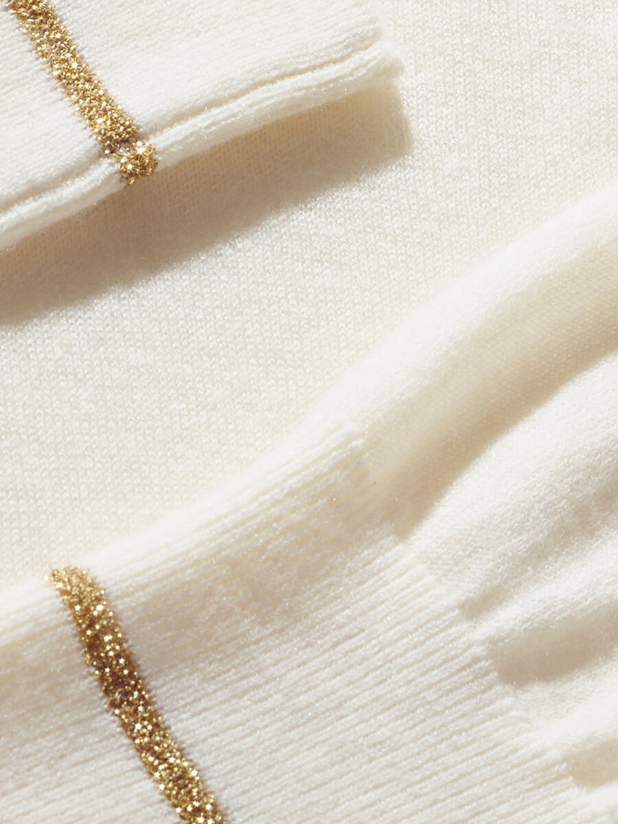 Decembre Pullover Standardansicht NaN