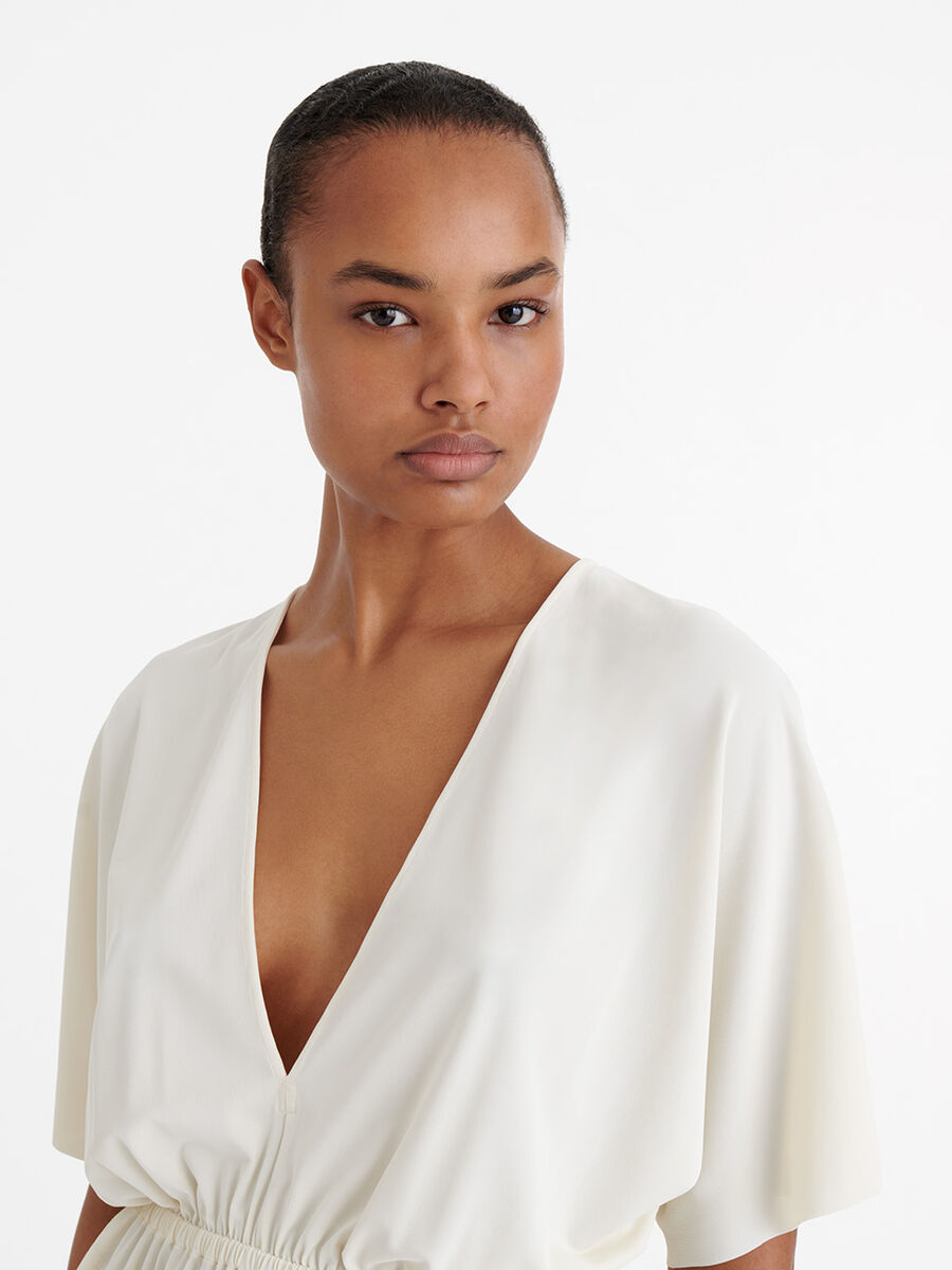 Na&iuml;a Robe courte vue standard NaN